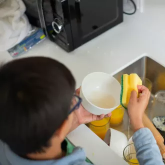 L'importanza dei lavori domestici nell'educazione dei bambini - educare bambini responsabile