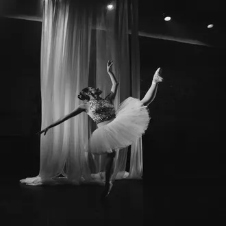 Ansia anticipatoria: come fermare il 'mostro' prima di salire sul palco