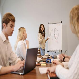 Comunicazione non verbale nei colloqui di lavoro: convinci senza parlare - comunicazione non verbale
