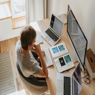 Corsi online con certificato economico che daranno slancio alla tua carriera -  cursos baratos online con certificado
