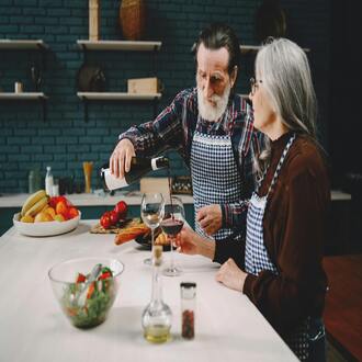 È necessario adattare la dieta in base al grado di dipendenza dell'anziano? - nutrizione geriatria