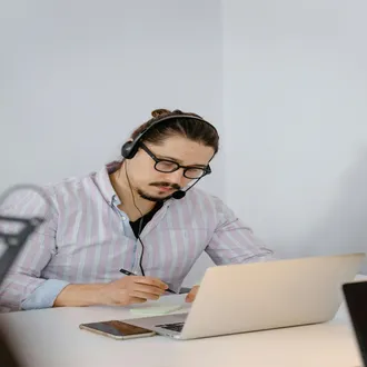 Formazione sul servizio clienti basata sull'intelligenza emotiva passo dopo passo - assistenza clienti intelligenza emotiva
