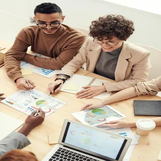 Il curriculum cieco: strumenti per una selezione del personale senza pregiudizi - uguaglianza di genere