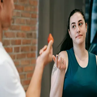 Programma di allenamento personalizzato per dimagrire con un personal trainer - allenatore personale