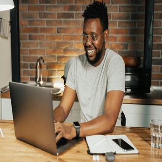 Quali sono i migliori corsi online economici? -  cursos baratos online con certificado