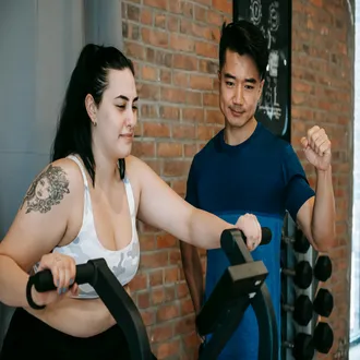 Routine settimanale creata da un personal trainer per aumentare la massa muscolare